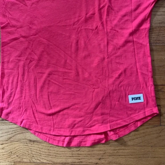PINK Victoria's Secret woman’s pink shirt XS - Picture 4 of 5